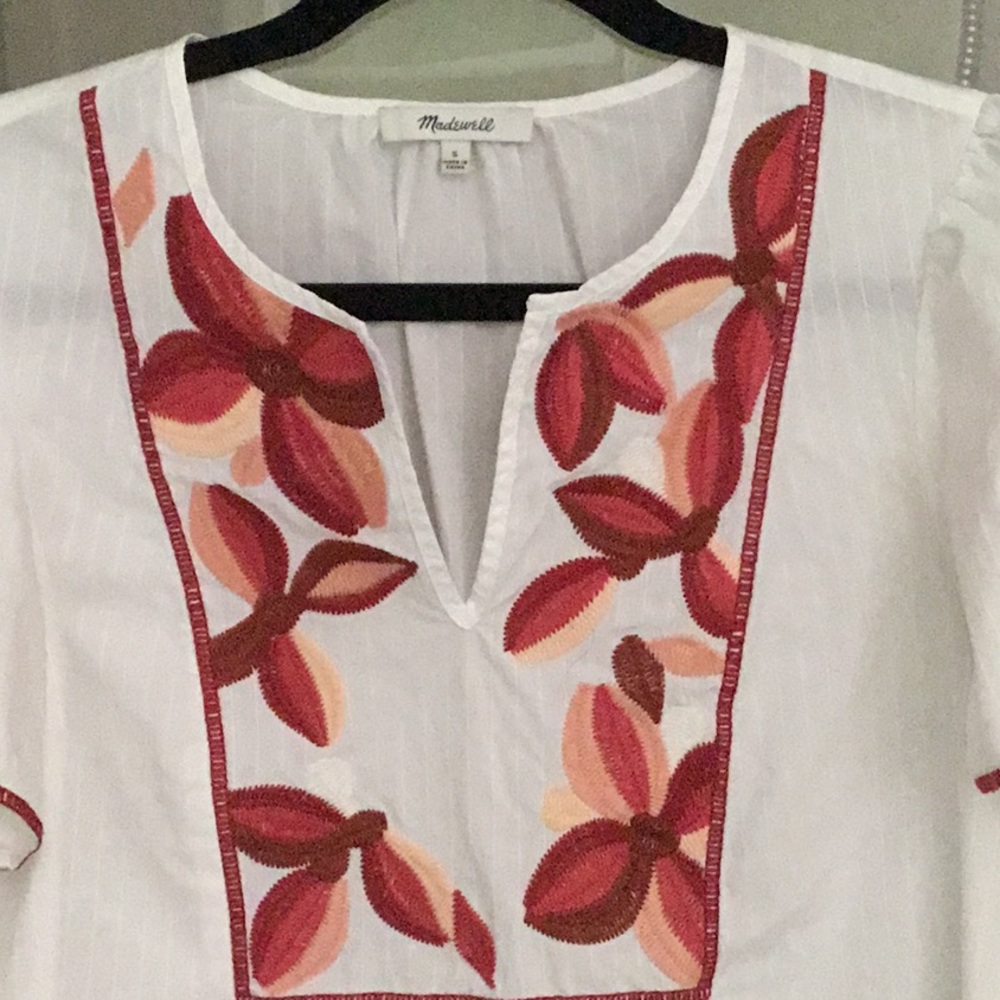MADEWELL cotton blouse with embroidered flowers.